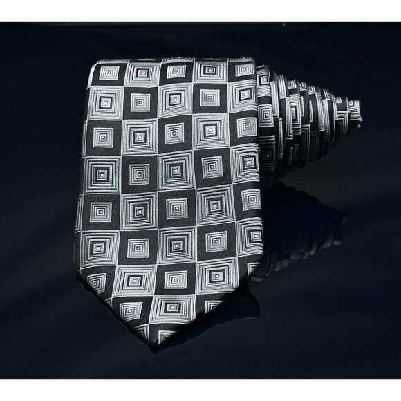 Silver DONALD J. TRUMP Tie Width: 3.5" Length 61” - Picture 2 of 6